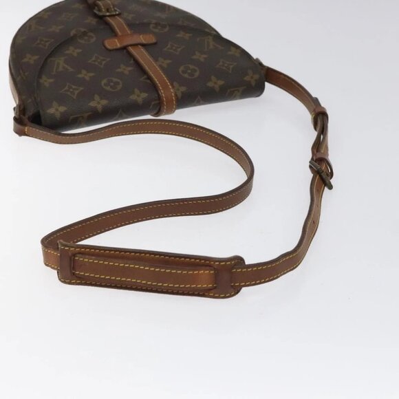 LOUIS VUITTON Monogram Chantilly MM Shoulder Bag - Picture 4 of 16